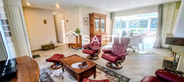 Contemporaine 5 chambres sur un terrain de 3002m²