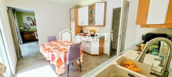 Contemporaine 5 chambres sur un terrain de 3002m²