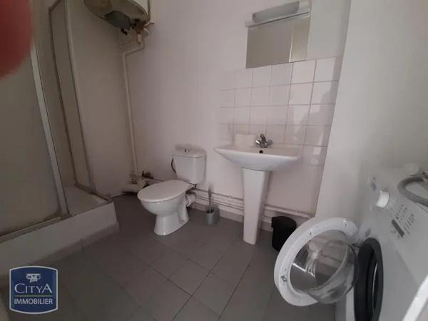 Appartement à louer 1 pièce 26.26m² Chartres (28000)