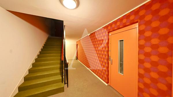Architecture résidentielle - 1971 - Appartement en coeur de ville avec parking couvert - Biarritz