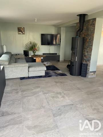 Maison à vendre 5 pièces 123 m² Saint-Gervais-en-Belin