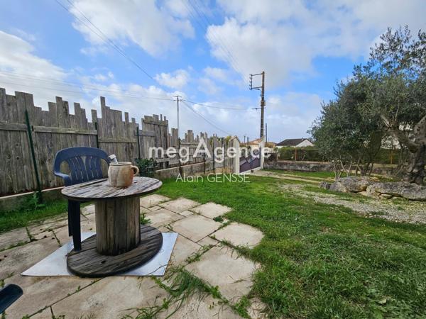 Maison à SAINT-JEAN-D'ANGELY, 17400 - 4 pièces 78m²