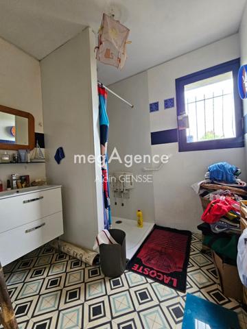 Maison à SAINT-JEAN-D'ANGELY, 17400 - 4 pièces 78m²