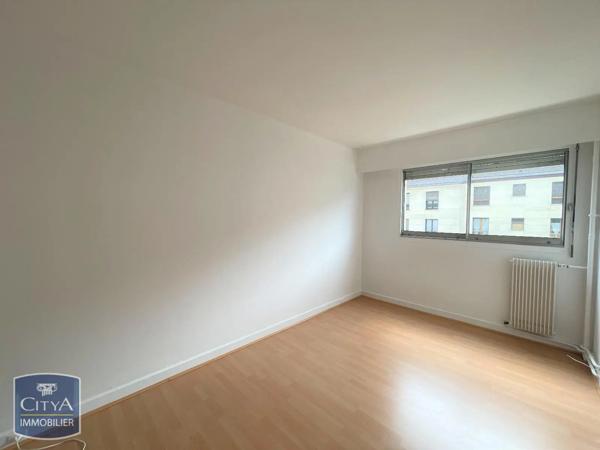 Appartement à louer 3 pièces 66.05m² Rambouillet (78120)