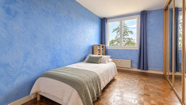 Appartement
         4 pièces
        - 83 m² Exclusivité 189 000 € *