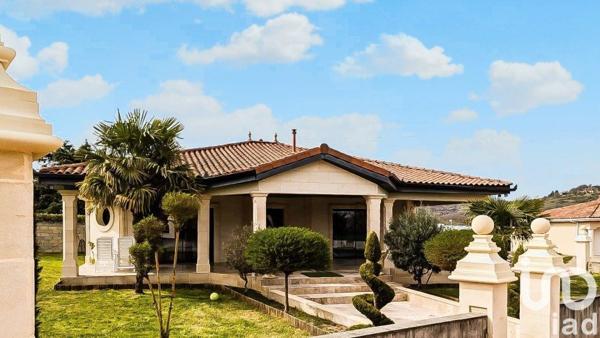 Maison traditionnelle 4 pièces de 122 m² à Capdenac-Gare (12700)