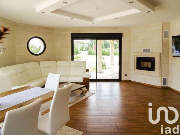 Maison traditionnelle 4 pièces de 122 m² à Capdenac-Gare (12700)