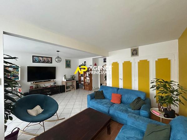 Appartement Bezons 4 pièce(s) 76 m2 €267 000 ** - Référence 4412