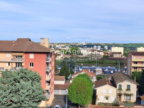 Appartement à Villefranche-sur-Saône, 69400 - 5 pièces 115m²