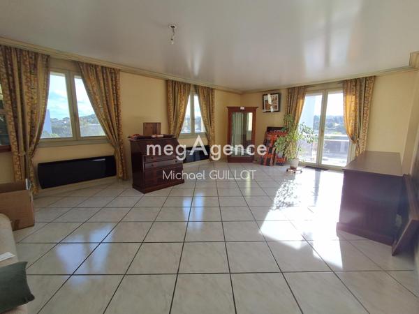 Appartement à Villefranche-sur-Saône, 69400 - 5 pièces 115m²