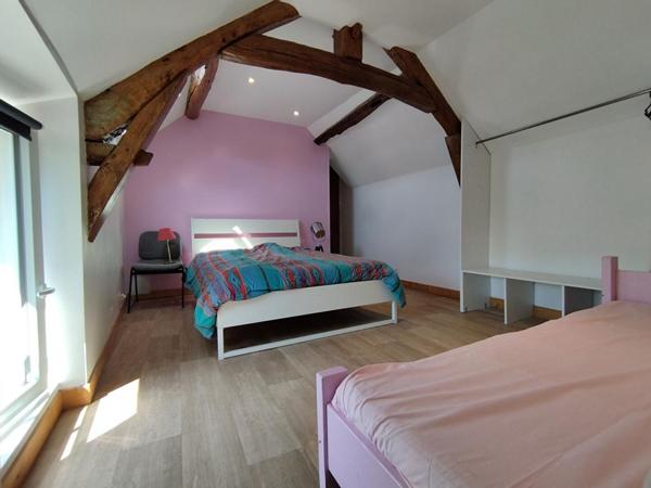 Maison de charme avec grange et dépendance