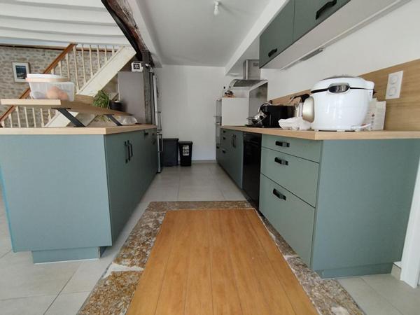 Maison de charme avec grange et dépendance