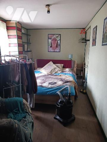 A VENDRE sur la commune d'ESSOYES (Aube), une maison d'habitation, comprenant :
Au rez-de-chau...