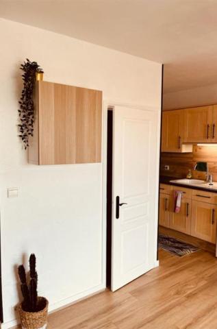 Appartement 2 pièces 30,30 m2 avec balcon et garage fermé
