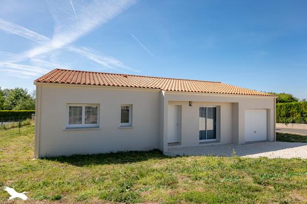 Maison à vendre |  Les Églises-d'Argenteuil |  4 pièces | 97 m²