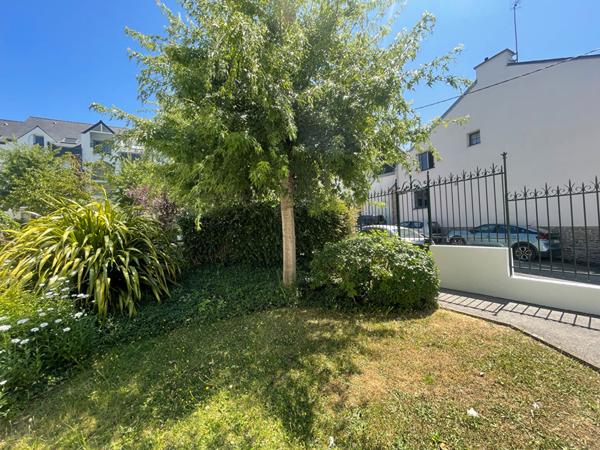 A vendre local professionnel à Vannes situé dans un secteur très prisé - LA GARENNE