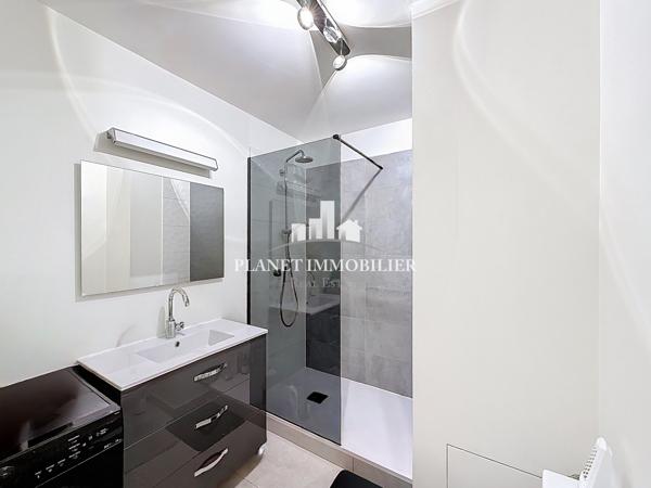 ANTIBES RESIDENCE VAUBAN - APPARTEMENT F1 AVEC CAVE