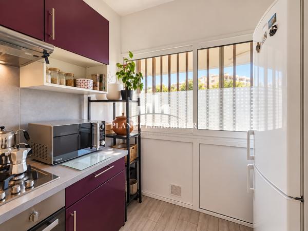ANTIBES RESIDENCE VAUBAN - APPARTEMENT F1 AVEC CAVE