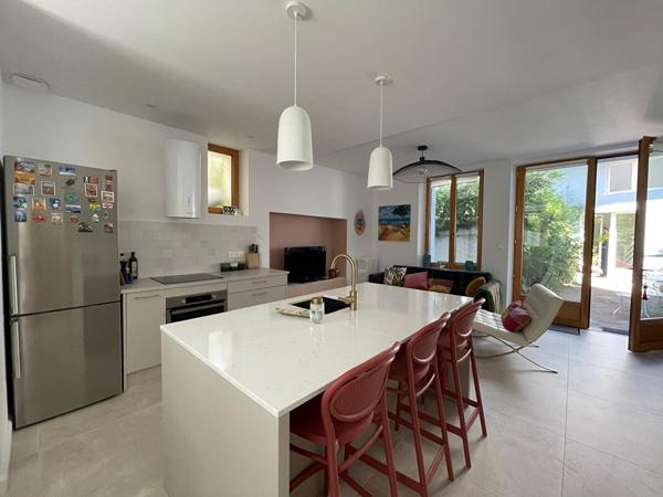 Maison Nantes 6 pièce(s) 126.37m² + studio 14.7m²