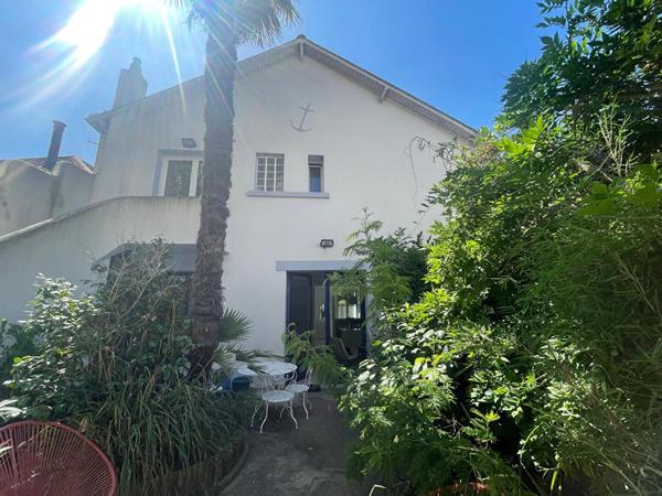 Maison Nantes 6 pièce(s) 126.37m² + studio 14.7m²