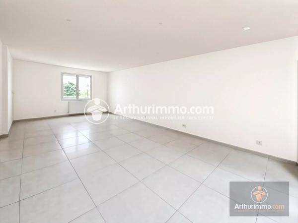 Vente Maison 6 pièces 125 m2 à Saint-Pierre-du-Perray