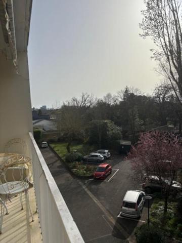 33110 LE BOUSCAT CENTRE APPARTEMENT T5 95 m2 AVEC GARAGE