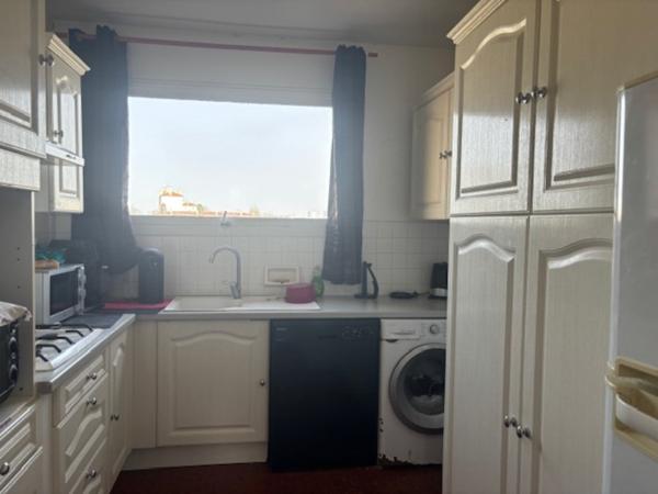 33110 LE BOUSCAT CENTRE APPARTEMENT T5 95 m2 AVEC GARAGE