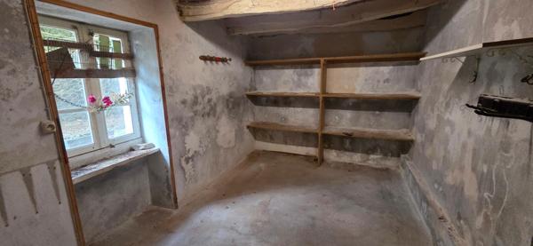 MAISON DE BOURG A RENOVER