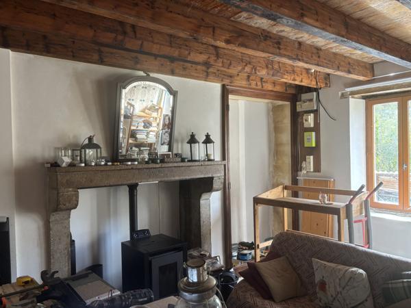 Bellenaves – Ferme authentique sur un terrain de 1,8 hectare Bellenaves (03330)