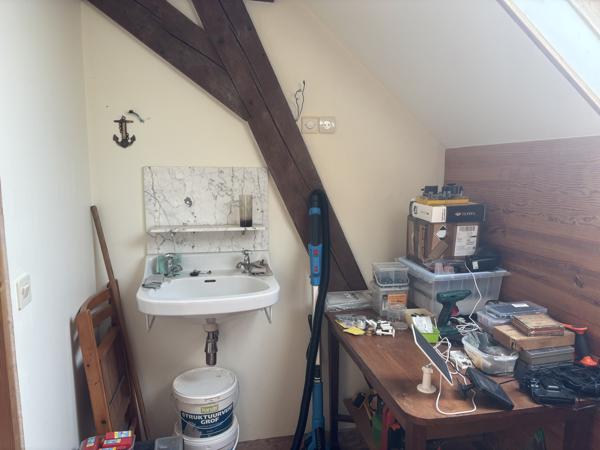 Bellenaves – Ferme authentique sur un terrain de 1,8 hectare Bellenaves (03330)