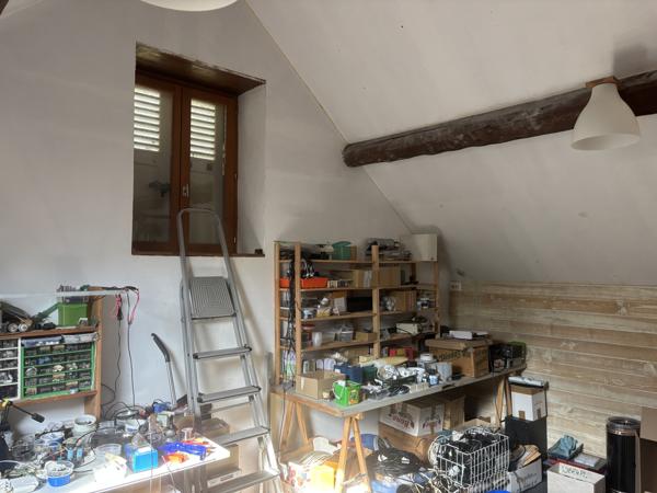 Bellenaves – Ferme authentique sur un terrain de 1,8 hectare Bellenaves (03330)