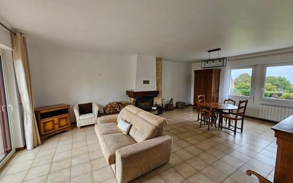 Maison à vendre    6 pièces • 140 m2 Pleumeur-Bodou