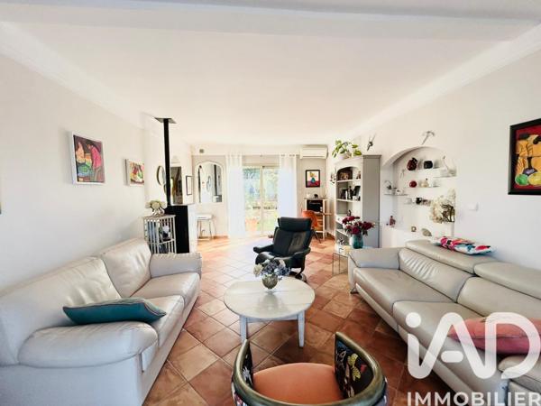 Maison à vendre 6 pièces 147 m² Fréjus