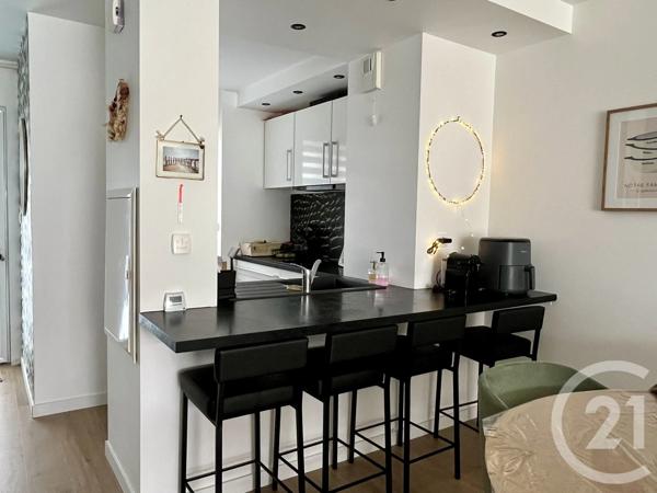 Appartement F3 à vendre  3 pièces - 64 m 2   MELESSE  - 35