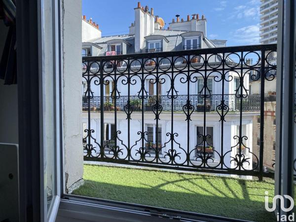 Location appartement 2 pièces 30 m² Paris 18
