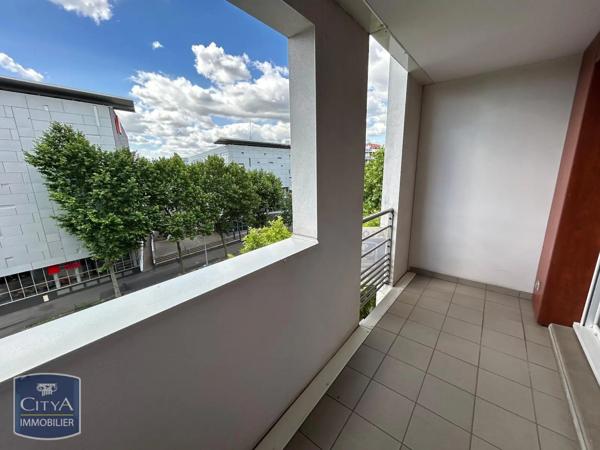 Appartement à louer 2 pièces 44.28m² Clermont-Ferrand (63100)