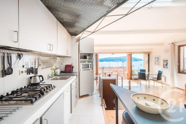 Appartement F2 à vendre  2 pièces - 63,80 m 2   VILLEFRANCHE SUR MER  - 06