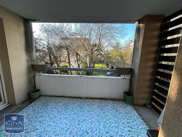 Appartement à louer 3 pièces 54.02m² Tarbes (65000)