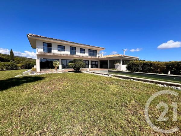 Maison à vendre  6 pièces - 240 m 2   LA CADIERE D AZUR  - 83