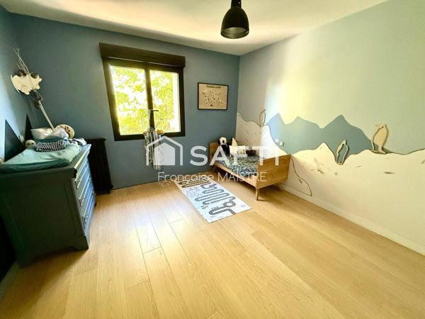 Corps de ferme rénovée – 5 chambres – Piscine