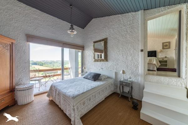 Maison 255 000 € Puymirol 4 p 205 m² DPE D