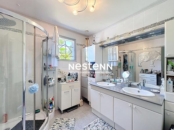 Maison 6 pièces 153 m2 - 4 chambres -