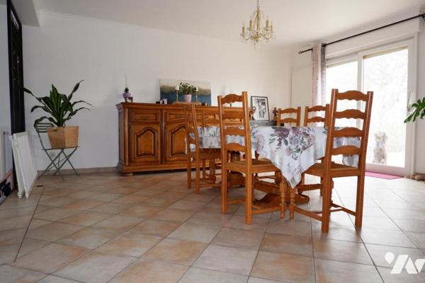 Pavillon sur sous sol complet 150m²  exposé Ouest