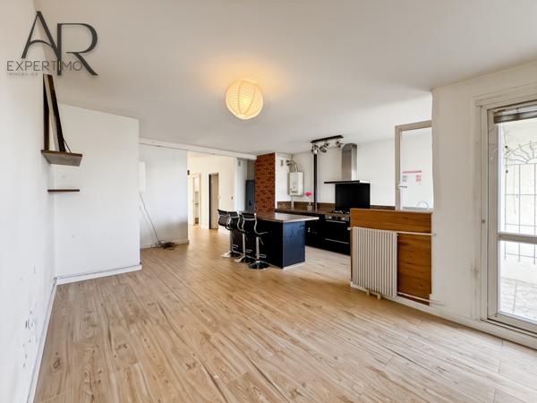 Villeneuve-la-Garenne (92390) T3 - VILLENEUVE-LA-GARENNE - BALCON - CAVE - PARKING