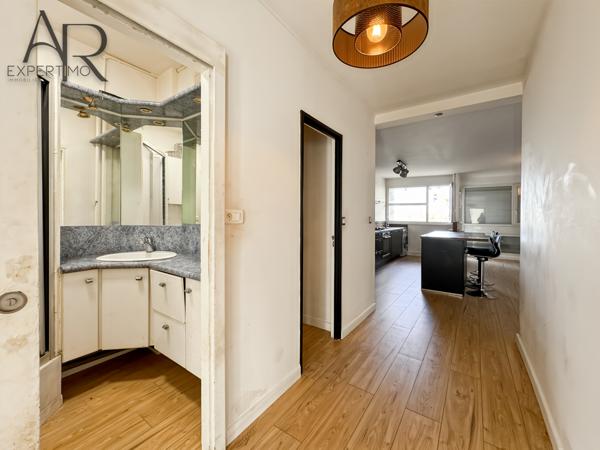 Villeneuve-la-Garenne (92390) T3 - VILLENEUVE-LA-GARENNE - BALCON - CAVE - PARKING