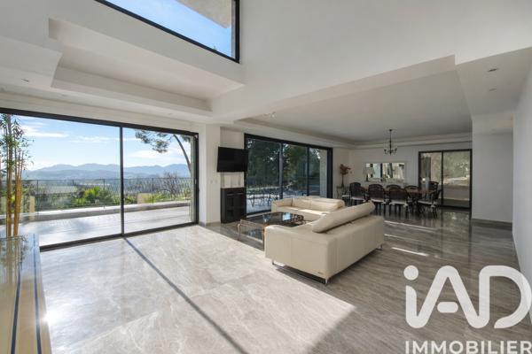 Maison à vendre 8 pièces 389 m² Mougins
