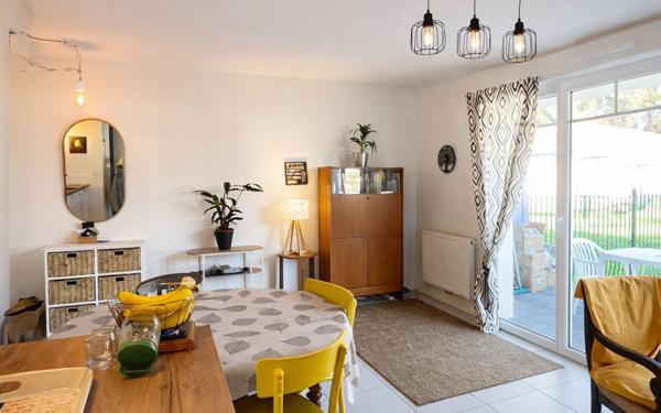 Appartement à louer    2 pièces • 46 m2 Tosse