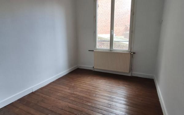 Maison à vendre    2 pièces •  Péronne