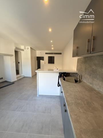 Charmant appartement rénové avec garage au cœur de Caumont-sur-Durance