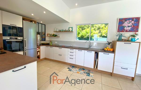 ROYAN MAISON RECENTE DE PLAIN PIED AVEC PISCINE